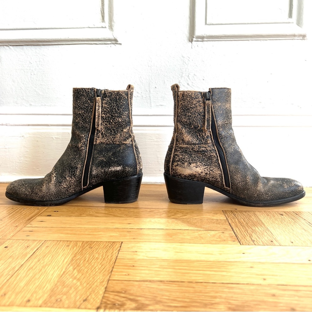 Elia Maurizi distressed leather boot